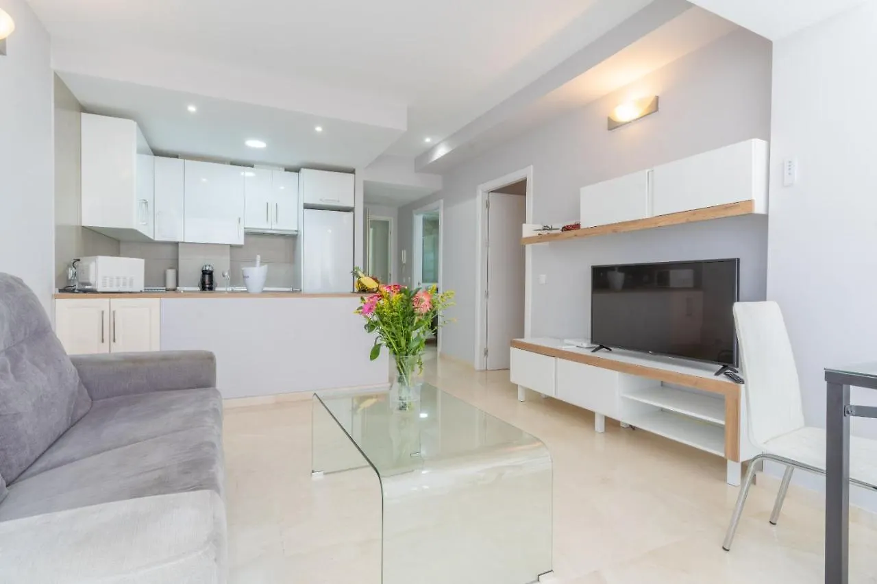 Apartamentos Castillo Fuengirola 0*,  Espanha